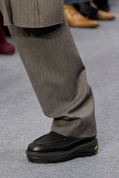 Look 80